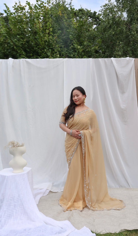 Light golden garden party saree